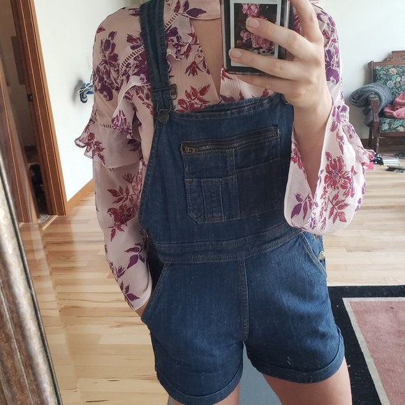 Pixie Market Courtshop Drew Shorts Overalls - Picture 1 of 3